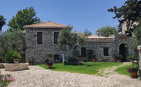 Polas Residencies