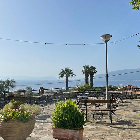 Polas Residencies Aparthotel Kalamata Esterno foto